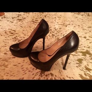 COPY - YSL Tribute Pumps